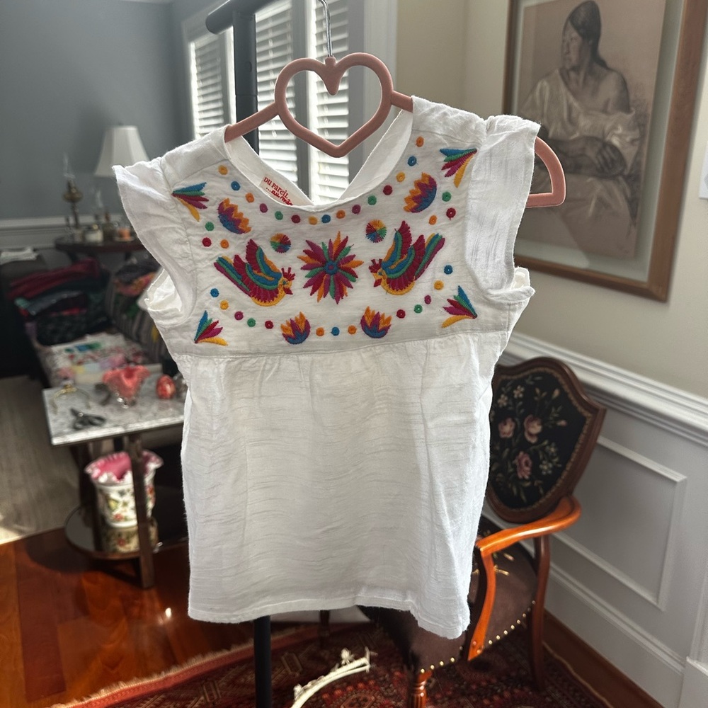 Du Pareil au Même White Embroidered Flutter Sleeve Top for Girls - Size: 5 years